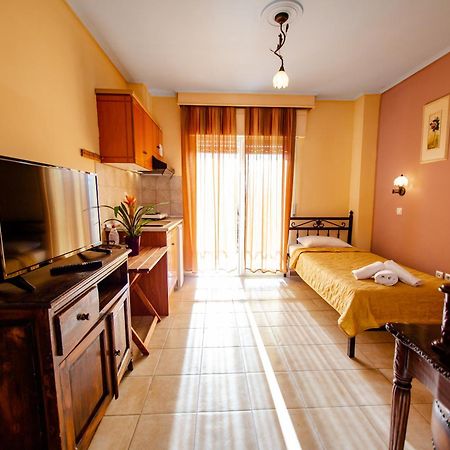 Vrasná Xenia Palace Luxury Apartments المظهر الخارجي الصورة